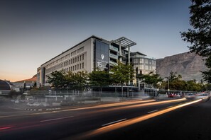 Exterior - The Capital 15 on Orange Hotel & Spa (Cape Town)