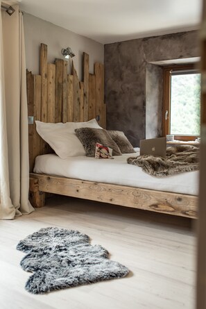 3 Schlafzimmer, Reisekinderbett, kostenloses WLAN, Bettwäsche