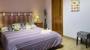 Decoración personalizada, muebles diferentes y wifi gratis