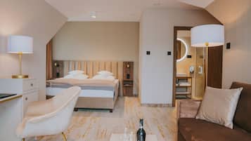 Apartamento clásico | 1 dormitorio, ropa de cama hipoalergénica, minibar y caja fuerte