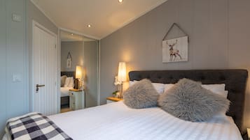 Luxury Apartment, Private Bathroom, Garden View | Miscellaneous