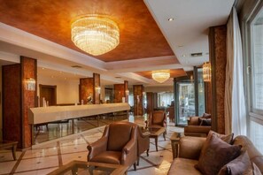 Lobby - Park Hotel (Volos)