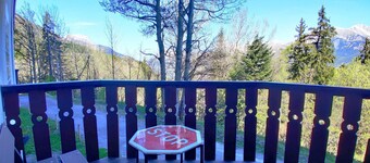 Cozy Studio in Pra-Loup: Prime Location, Parking, 100m to Slopes, Near Shops