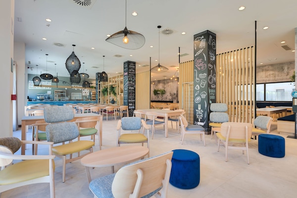 Standard Studio, Terrace | Living area | Flat-screen TV