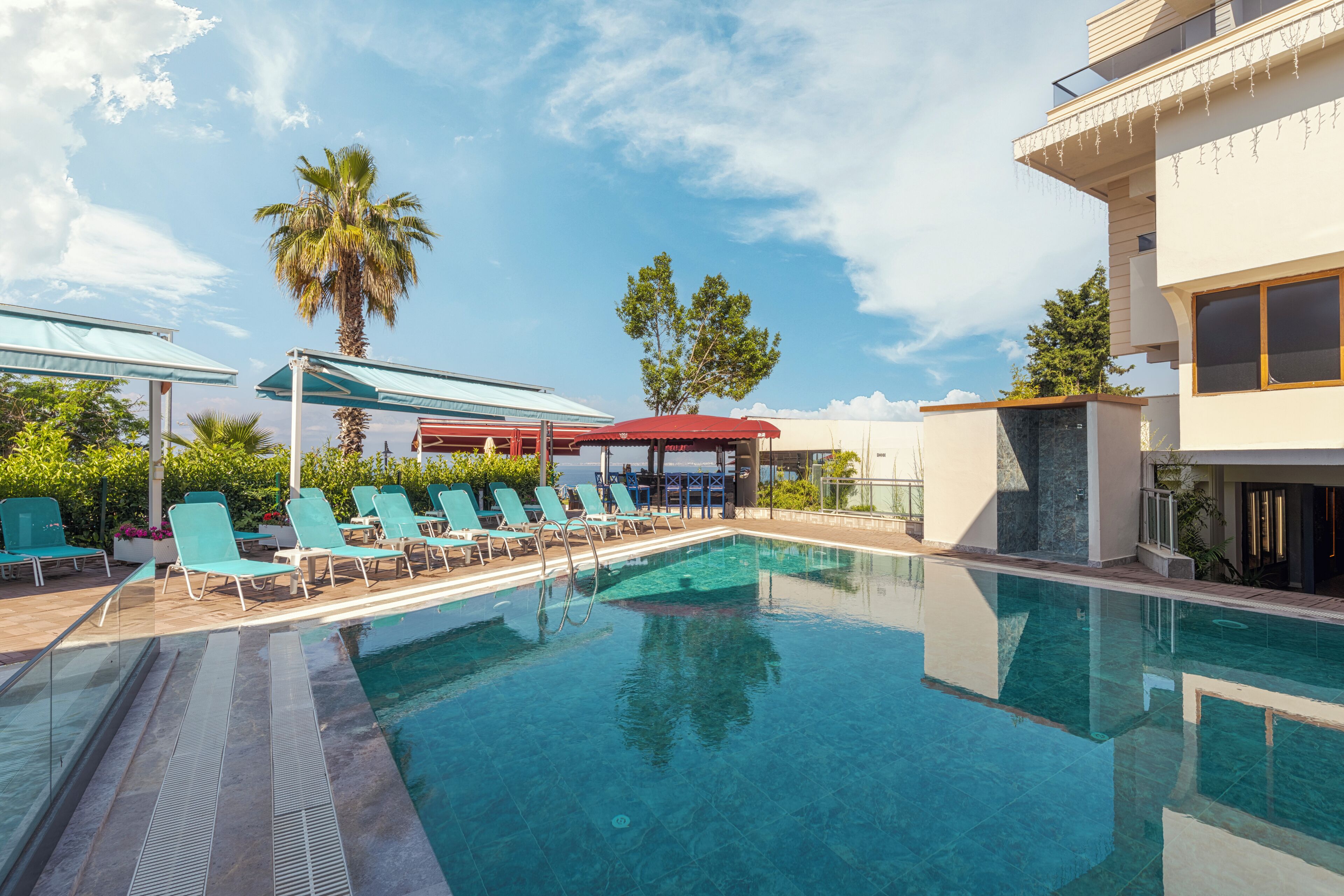 Seasonal outdoor pool