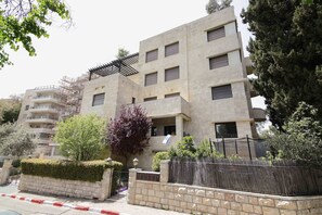 Exterior - Sokolov - Two Bedroom Apartment, Sleeps 4 (Jerusalem)