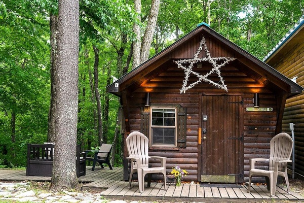 Exterior view of the cabin