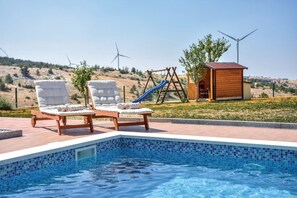 Pool - Luxury Mountain Villa W.heated Pool & Largegarden (Muc)