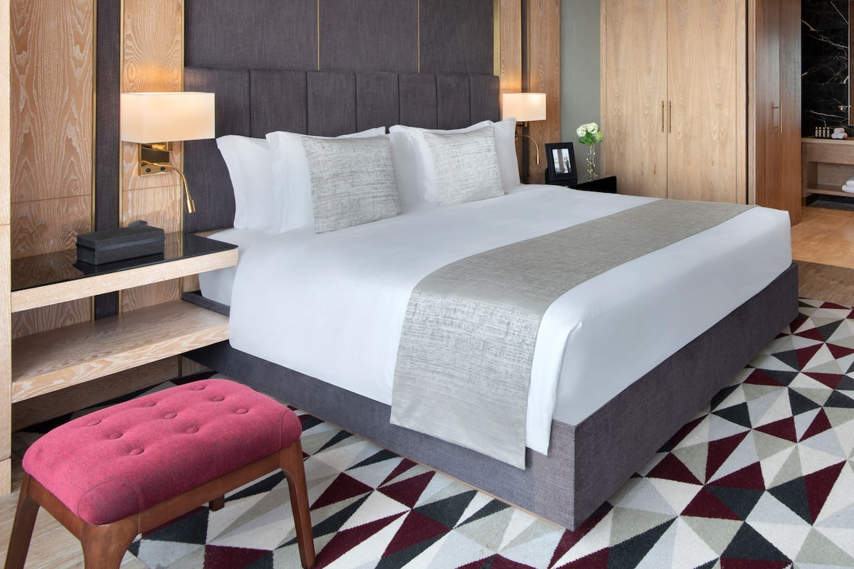 2 Schlafzimmer, Minibar, Zimmersafe, Schreibtisch