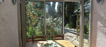 Villa avec jardin au calme, à 10 mn d'Avignon