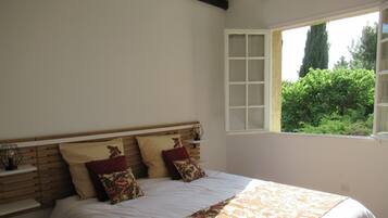 4 chambres, Wi-Fi gratuit, draps fournis