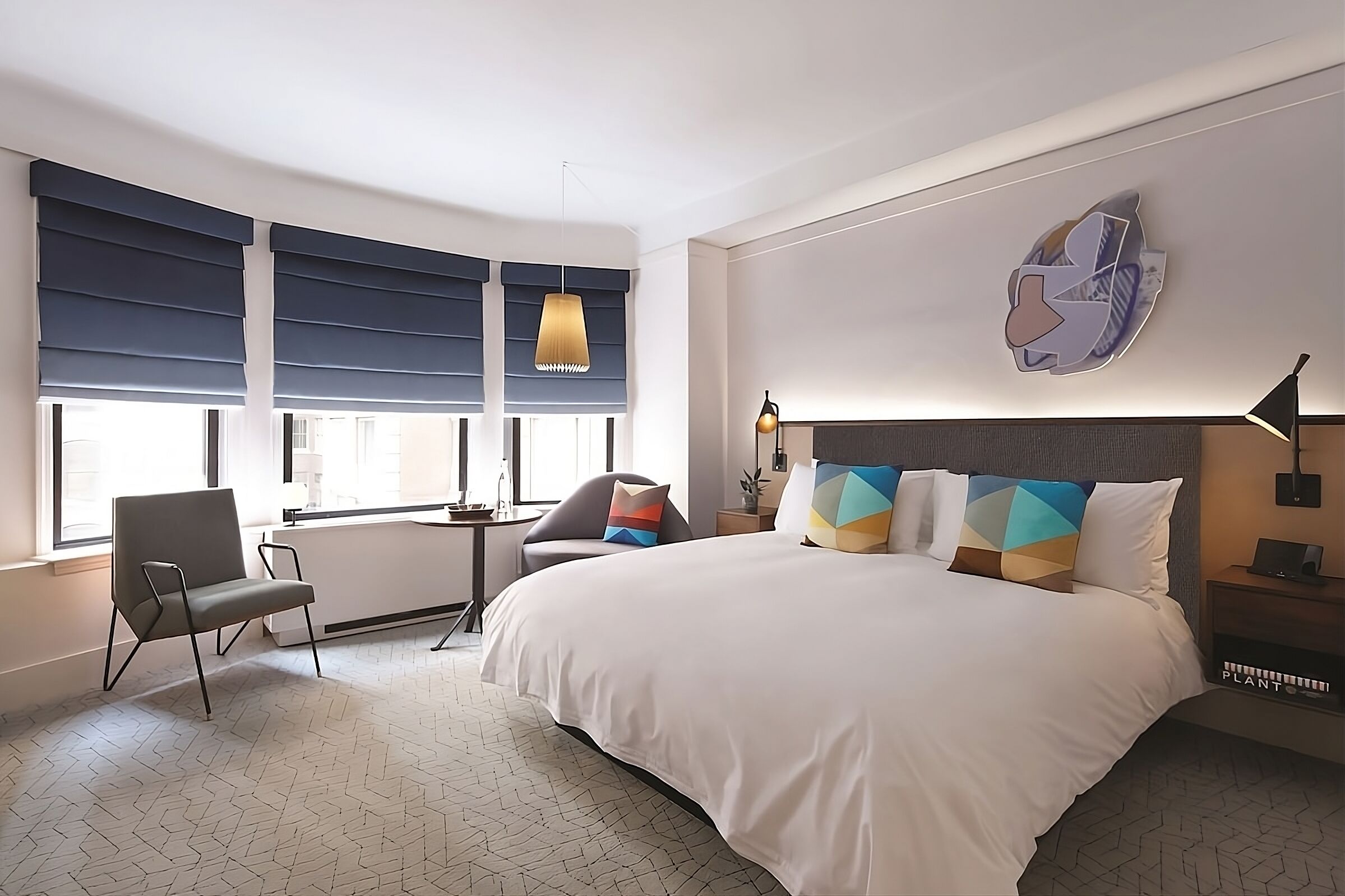 Spacious, Pet-Friendly Room, Downtown Vibes, Explore Madison Square!