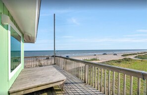 Property grounds - Beachfront  Steps to the Sand  Gulf Views  Pet-Friendly Galveston West End (Galveston)
