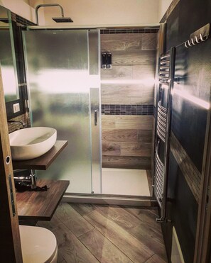 Comfort Suite, Ensuite (Comfort) | Bathroom - Central Campobasso (Campobasso)