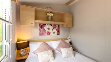 Mobile Familienunterkunft, eigenes Bad, Gartenblick (Luxury Static Caravan) | 3 Schlafzimmer