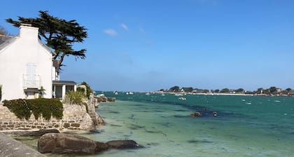A great place to live, just a 5-minute walk from the beach!