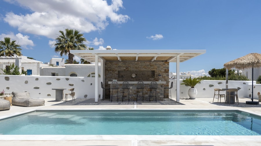 Drios Luxury Studios