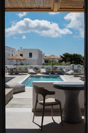 Deluxe Apartment, 1 Queen Bed with Sofa bed, Pool View | Terrace/patio - Drios Luxury Studios (Paros)