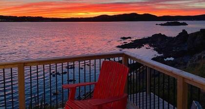 Spencer Salt-Side Cottage (Twillingate)
