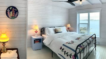 2 makuuhuonetta, silitysrauta/-lauta, Wi-Fi, vuodevaatteet