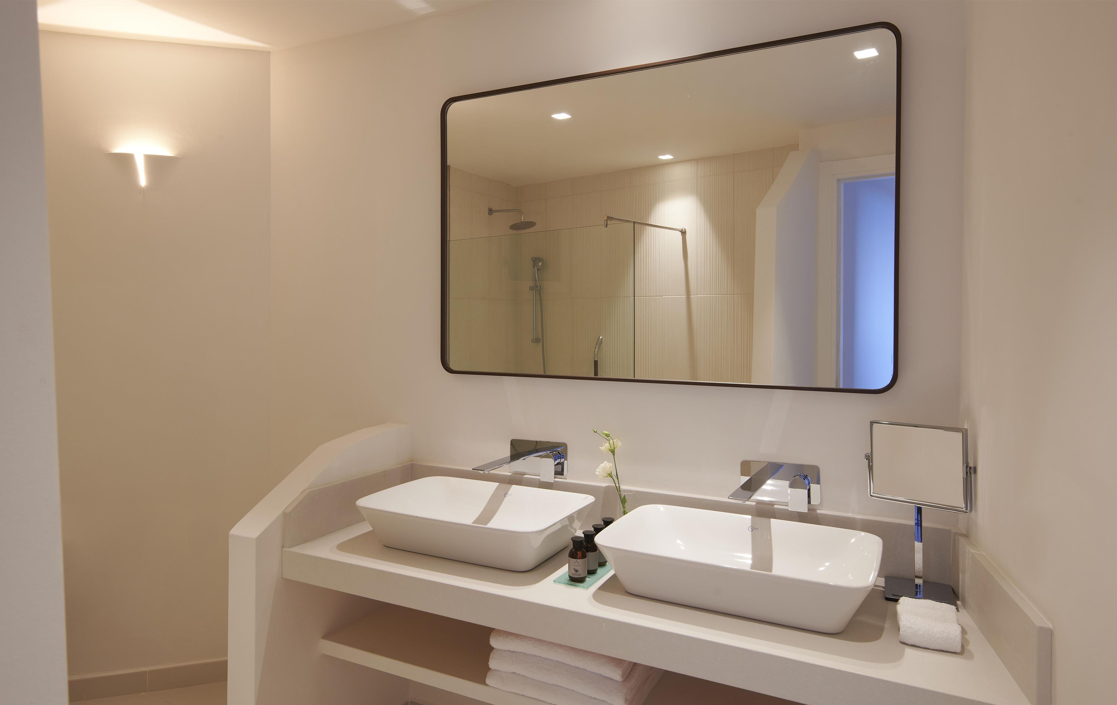 Ducha del cuarto de baño