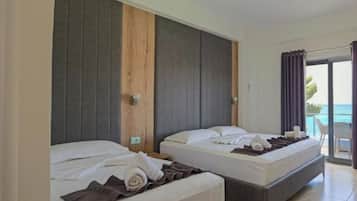 Bureau, fer et planche à repasser, Wi-Fi gratuit, draps fournis