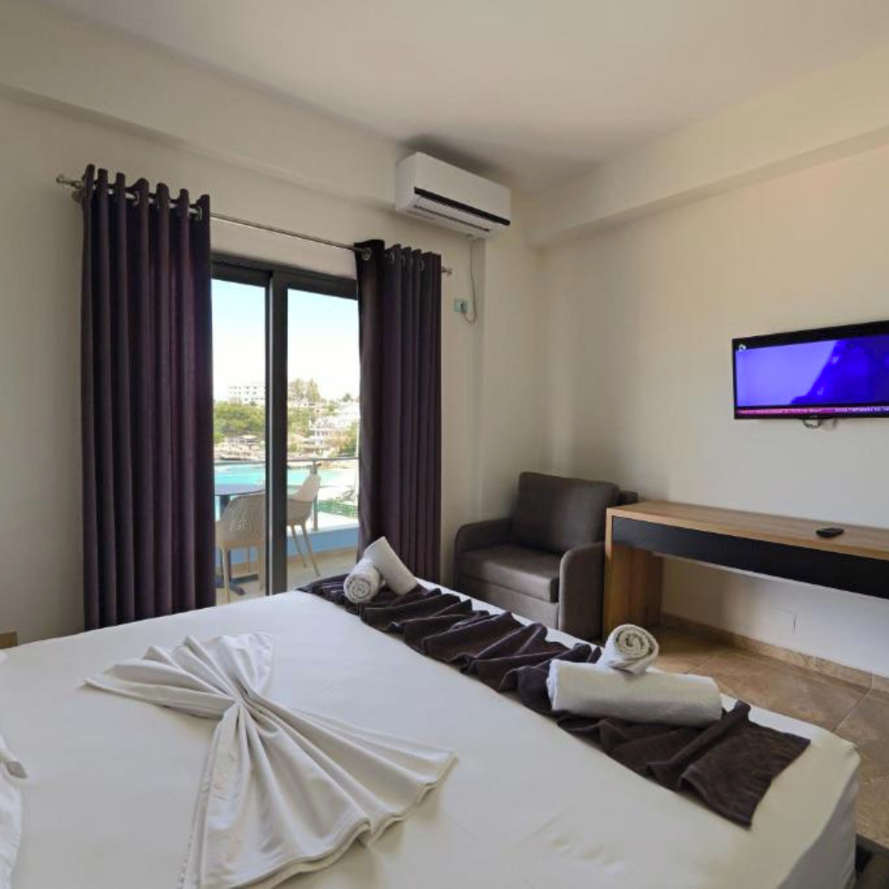 Photo - Hotel Esmerald Ksamil