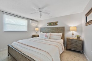 2 habitaciones, escritorio, tabla de planchar con plancha y wifi gratis 