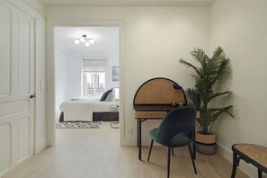 2 chambres, fer et planche Ă repasser, Wi-Fi gratuit, draps fournis