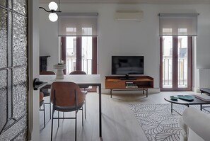 Interior - Erregetxe by FeelFree Rentals (San Sebastián)