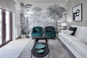 TV, fireplace - Erregetxe by FeelFree Rentals (San Sebastián)