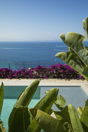 Outdoor pool - Exclusive & stylish villa. Concierge service included (Roses)