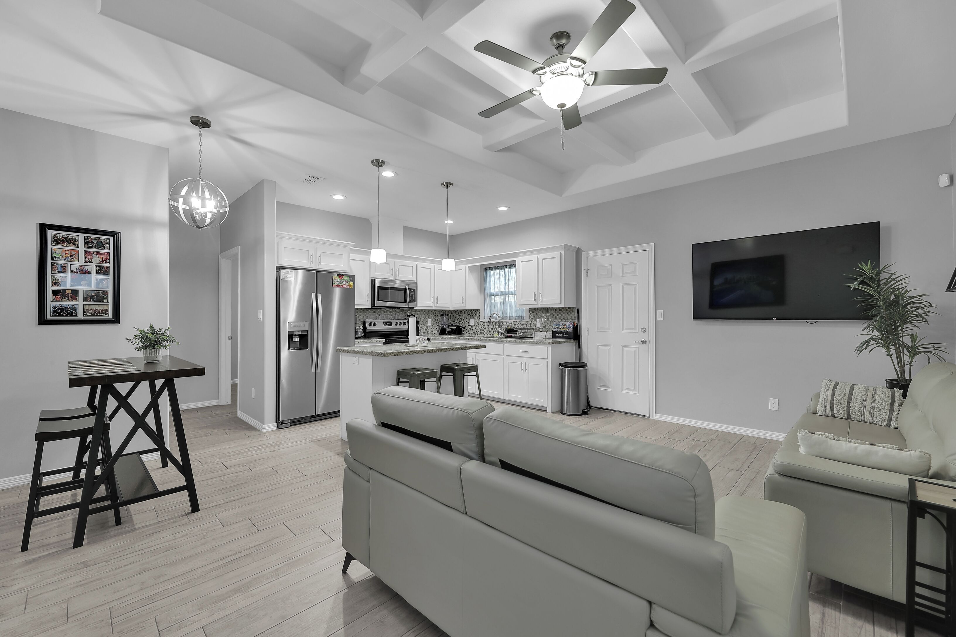 Spacious Apartment with 3 Bedrooms in Gated Community