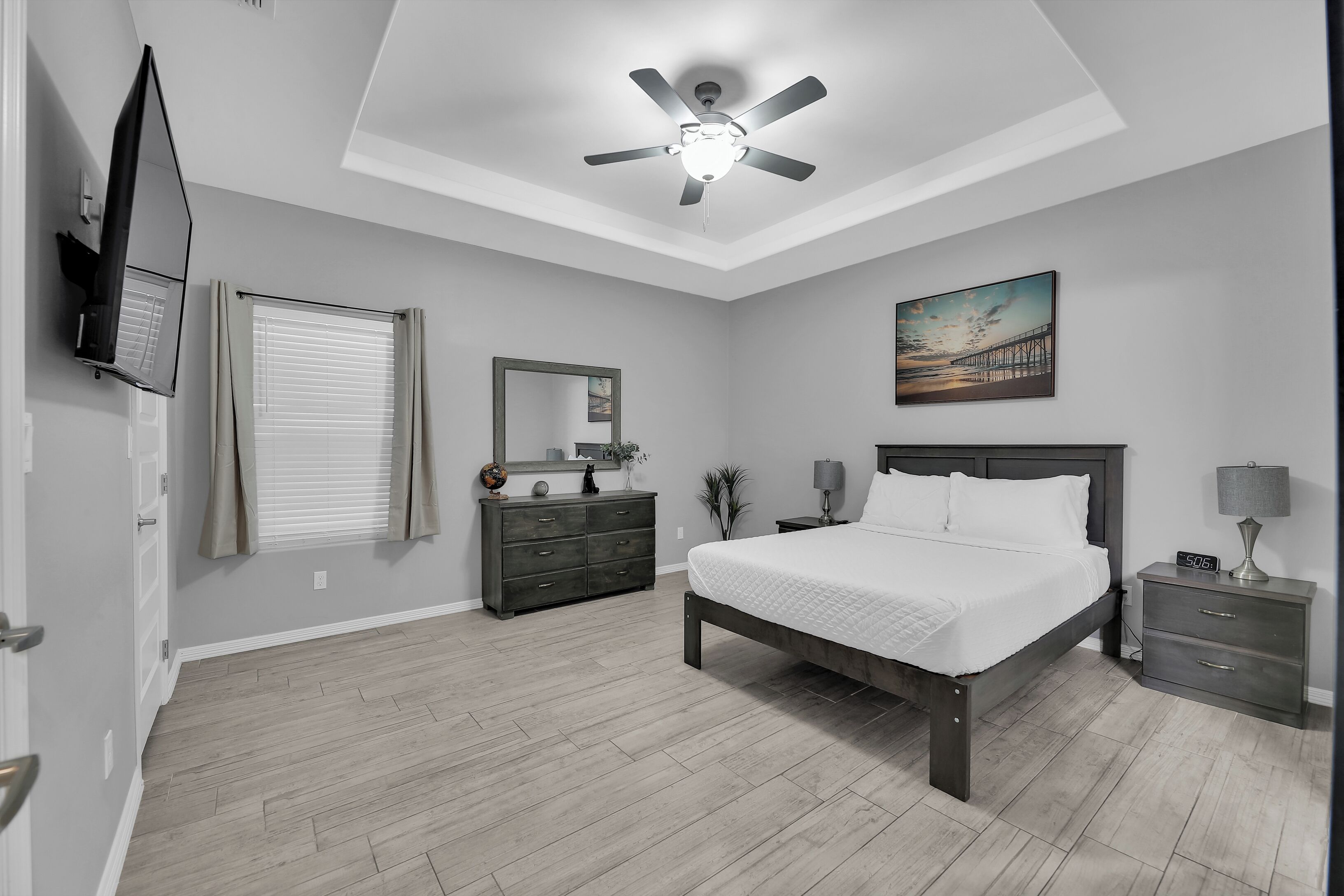 Spacious Apartment with 3 Bedrooms in Gated Community