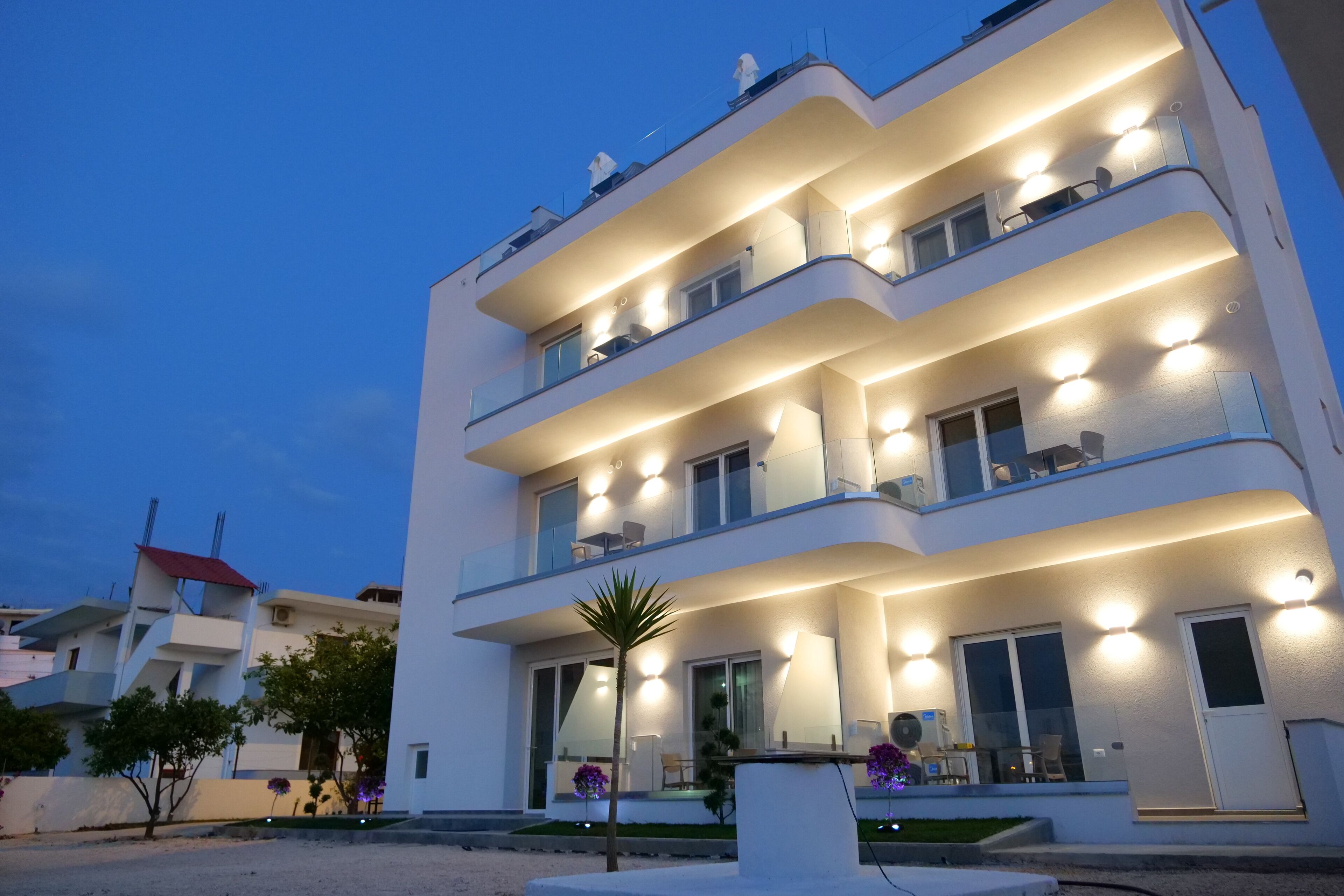 Photo - Summer Point Hotel