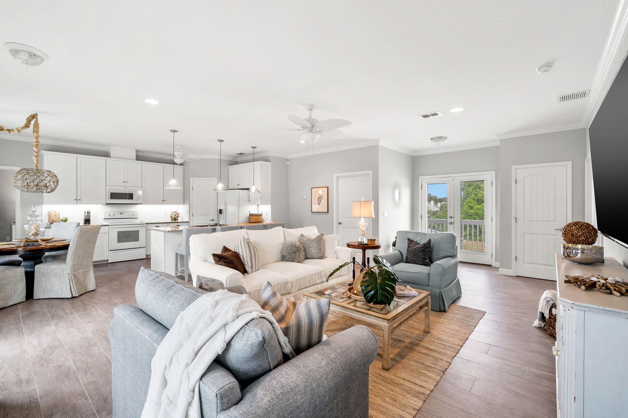 Spacious house w ocean views ! Pics of new bedrooms and bathrooms are posted 