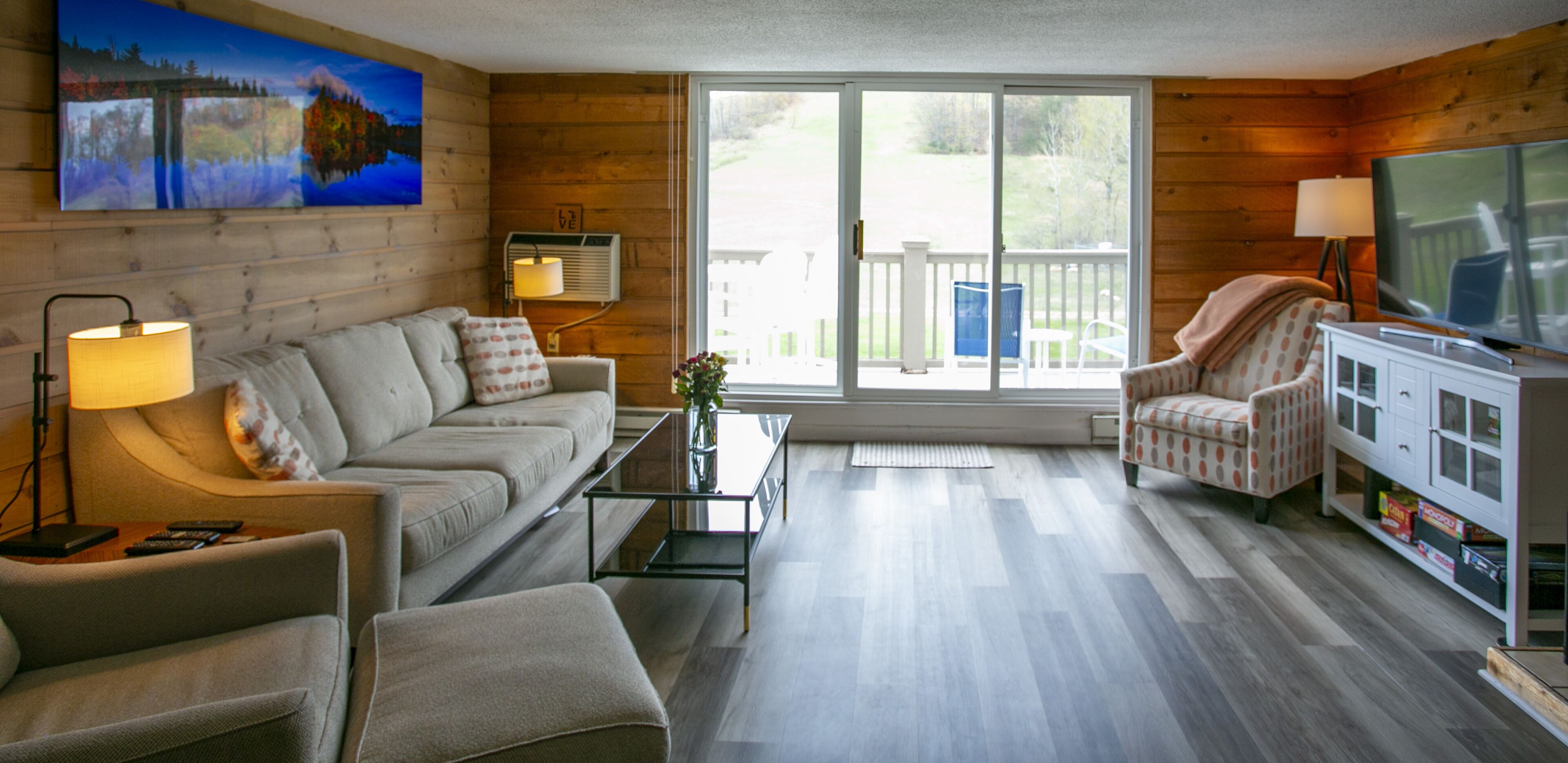 Newly Renovated Beautiful Sugar Loaf Condo w Pool, 4BR 4BA