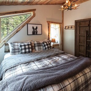 3 Schlafzimmer, Schreibtisch, Bügeleisen/Bügelbrett, Reisekinderbett