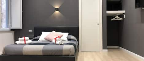 4 Schlafzimmer, Reisekinderbett, kostenloses WLAN, Bettwäsche