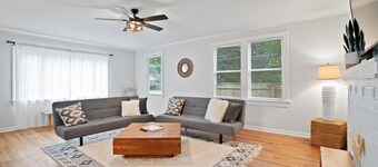 Charming San Marco Bungalow, Close to Everything