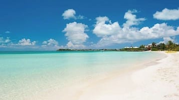 In StrandnĂ€he, LiegestĂŒhle, StrandtĂŒcher