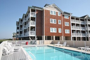 Pool - Knot Of Sound Mind: Sound View, Shared Pool (Nags Head)