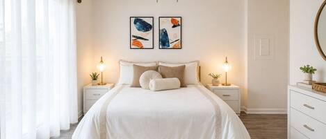 2 bedrooms, desk, iron/ironing board, free WiFi