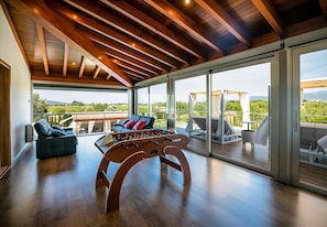 Games room - Special luxurious villa for families with 4 bedrooms, 3 bathrooms, pool and barbecue (Binissalem)