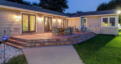 Romantic 1938 Bay House • Steps from Ocean Dr • Porches, Gardens & Coastal Charm