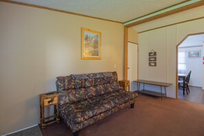 Smart TV, video games