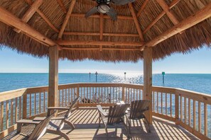 Property grounds - Boho Style Florida Keys Condo Ocean Views (Tavernier)