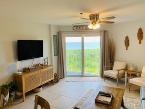 TV - Boho Style Florida Keys Condo Ocean Views (Tavernier)