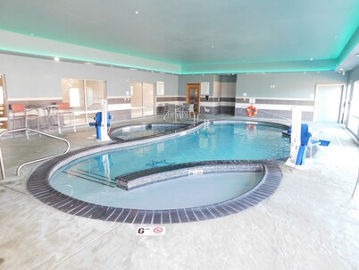 Holiday Inn Express & Suites Canon City by IHG