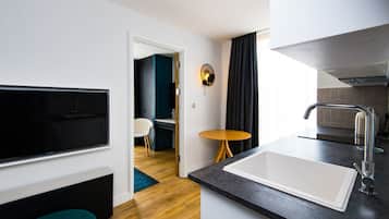 Individually decorated, individually furnished, desk, soundproofing